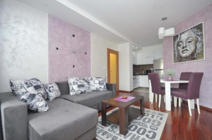 Seaside Apartments Petrovac Luaran gambar