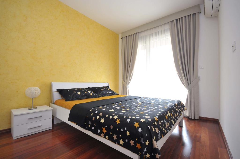 Seaside Apartments Petrovac Luaran gambar