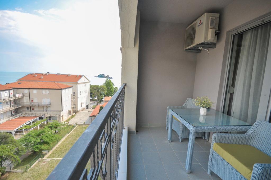 Seaside Apartments Petrovac Luaran gambar