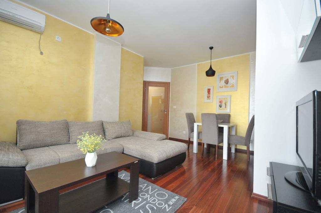 Seaside Apartments Petrovac Luaran gambar