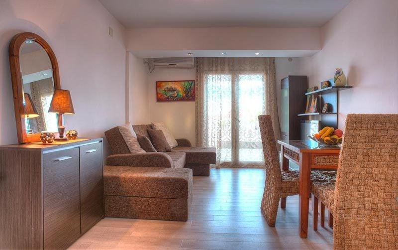 Seaside Apartments Petrovac Bilik gambar