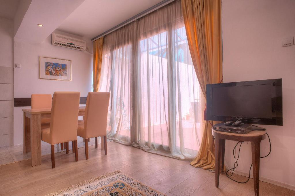 Seaside Apartments Petrovac Bilik gambar